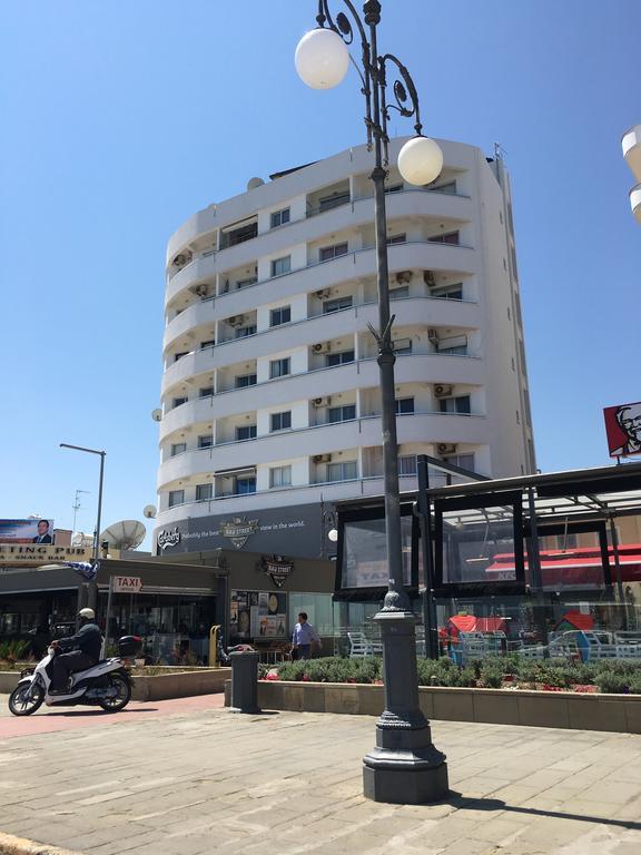 Alex Beach Apartment 31 Larnaca Exterior photo