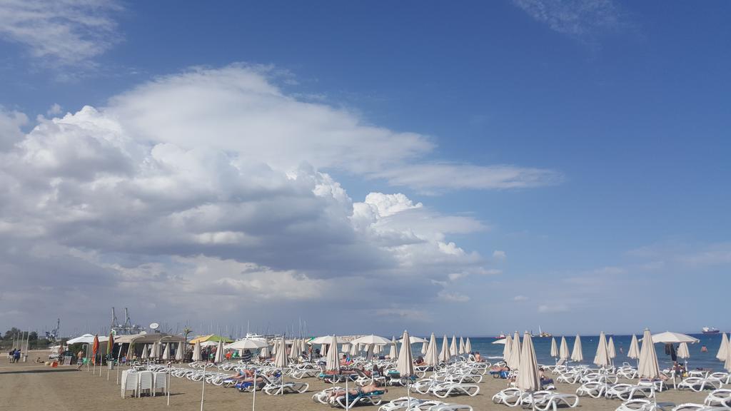 Alex Beach Apartment 31 Larnaca Exterior photo